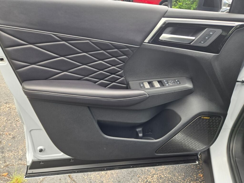 New 2026 Mitsubishi Outlander SEL Black Edition AWD/4WD image 22