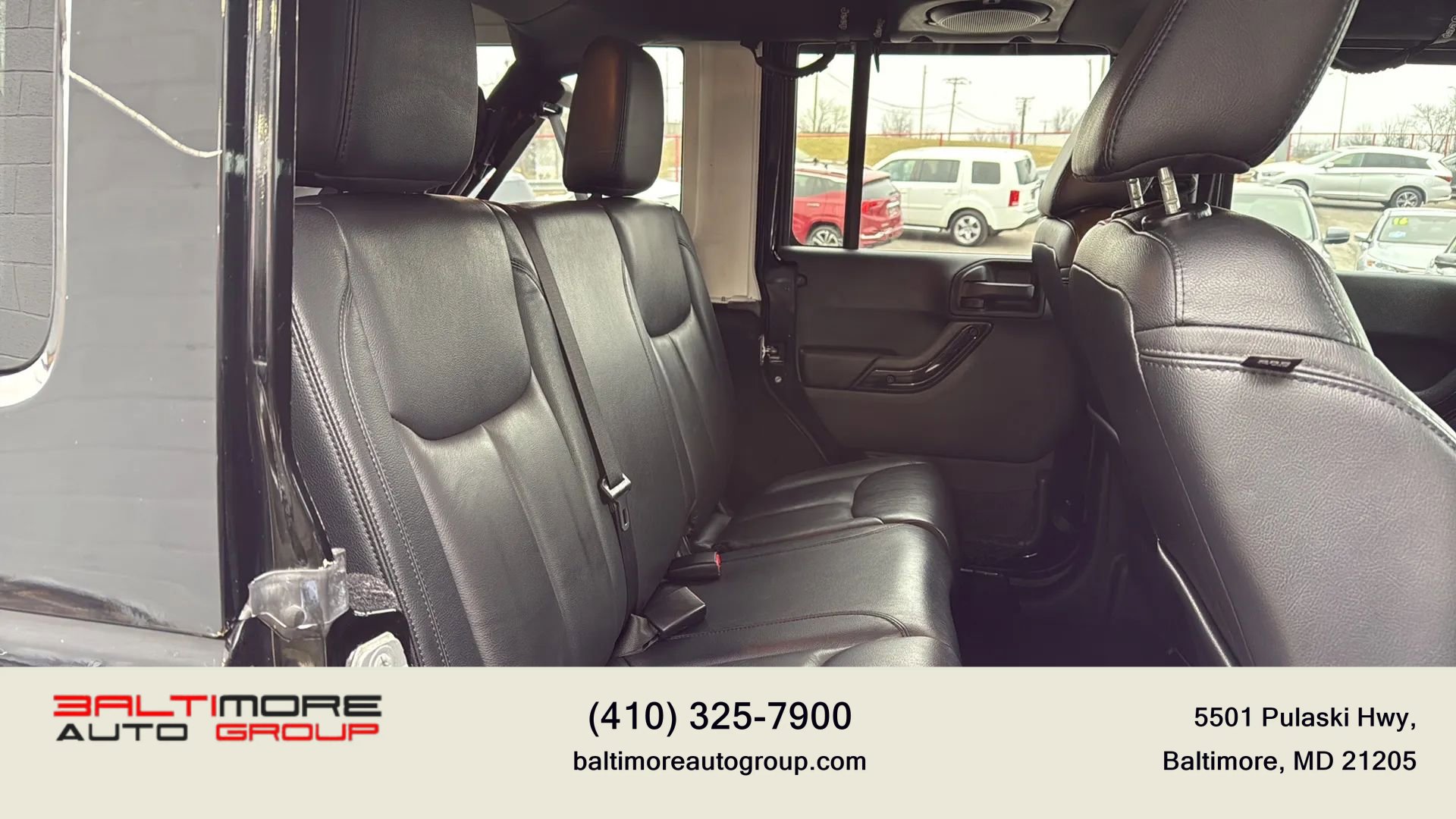 Used 2014 Jeep Wrangler Unlimited Sahara image 36