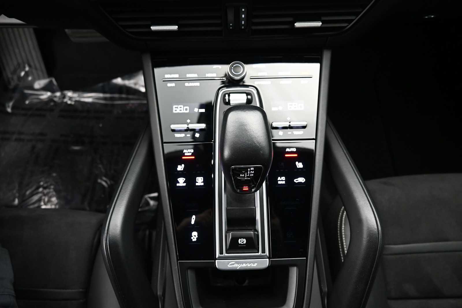 Certified 2023 Porsche Cayenne GTS AWD/4WD image 15