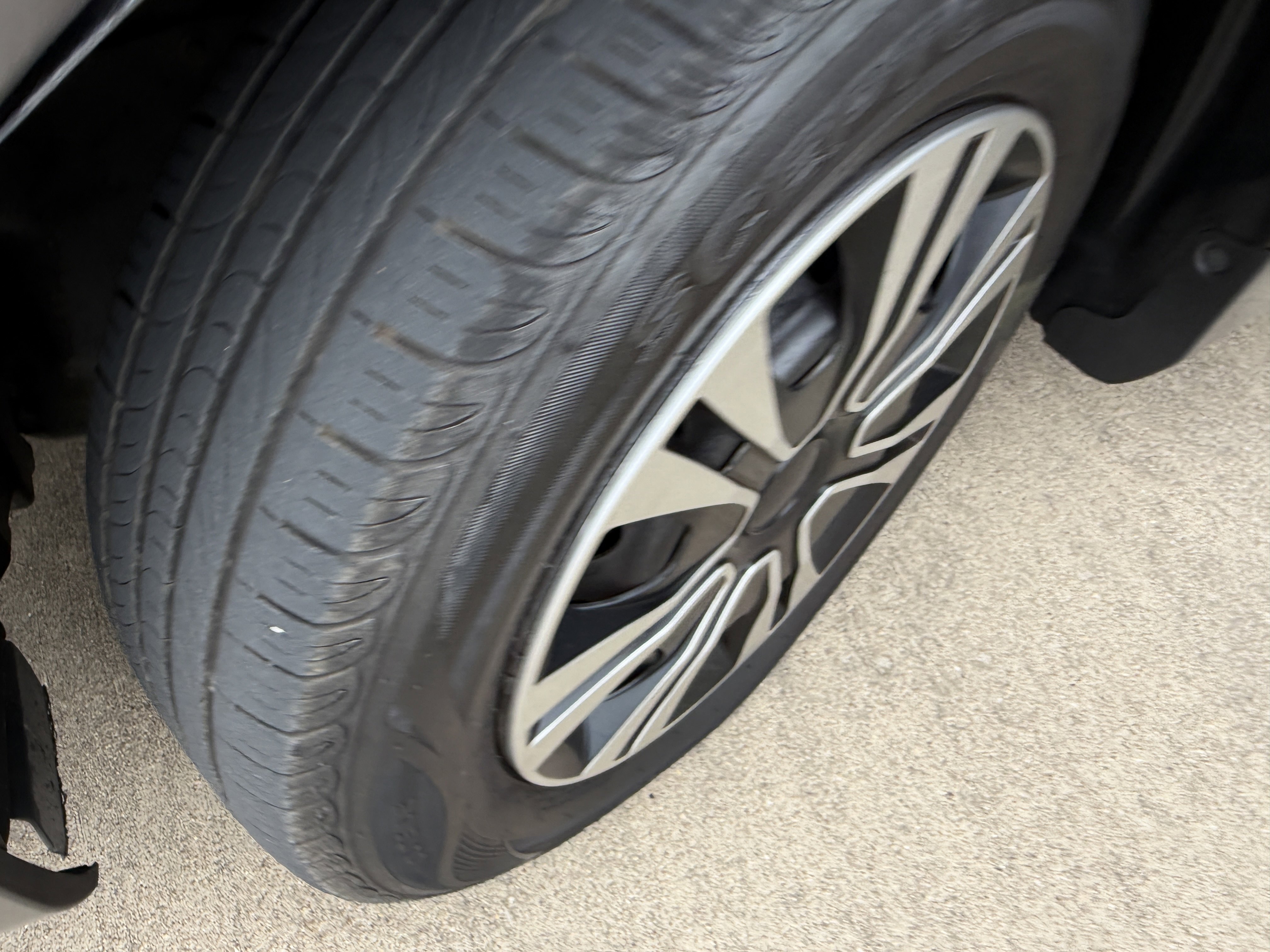 Used 2012 Toyota Corolla L FWD image 33
