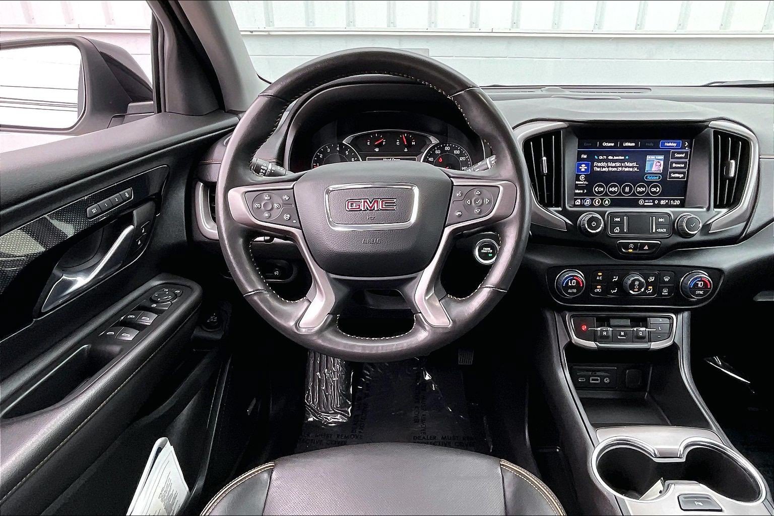 Used 2022 GMC Terrain AT4 w/ Infotainment Package II AWD/4WD image 6