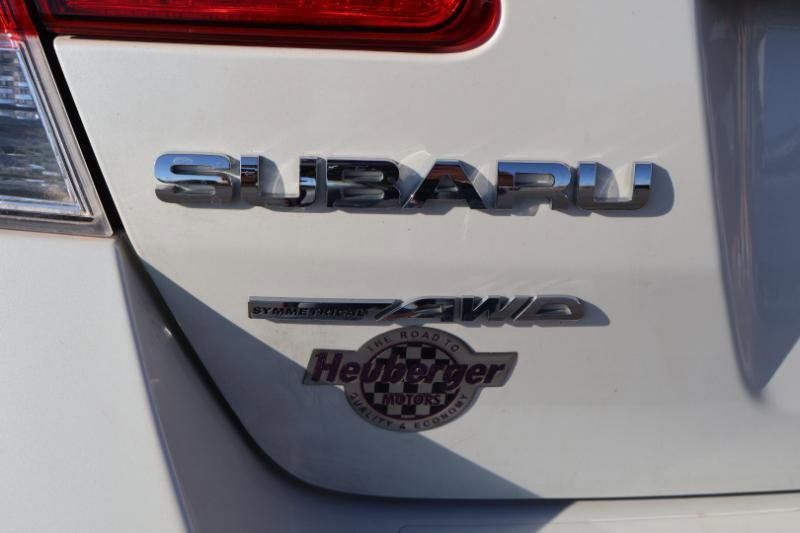 Used 2014 Subaru Legacy 2.5i Limited w/ Moonroof Package AWD/4WD image 11