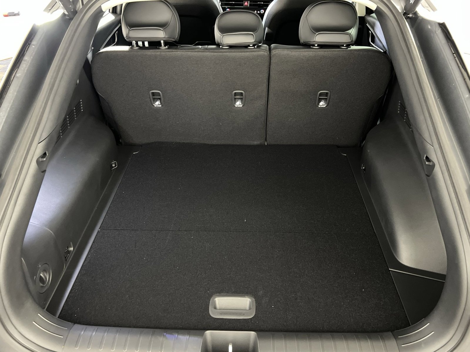 New 2025 Kia EV6 Wind image 24