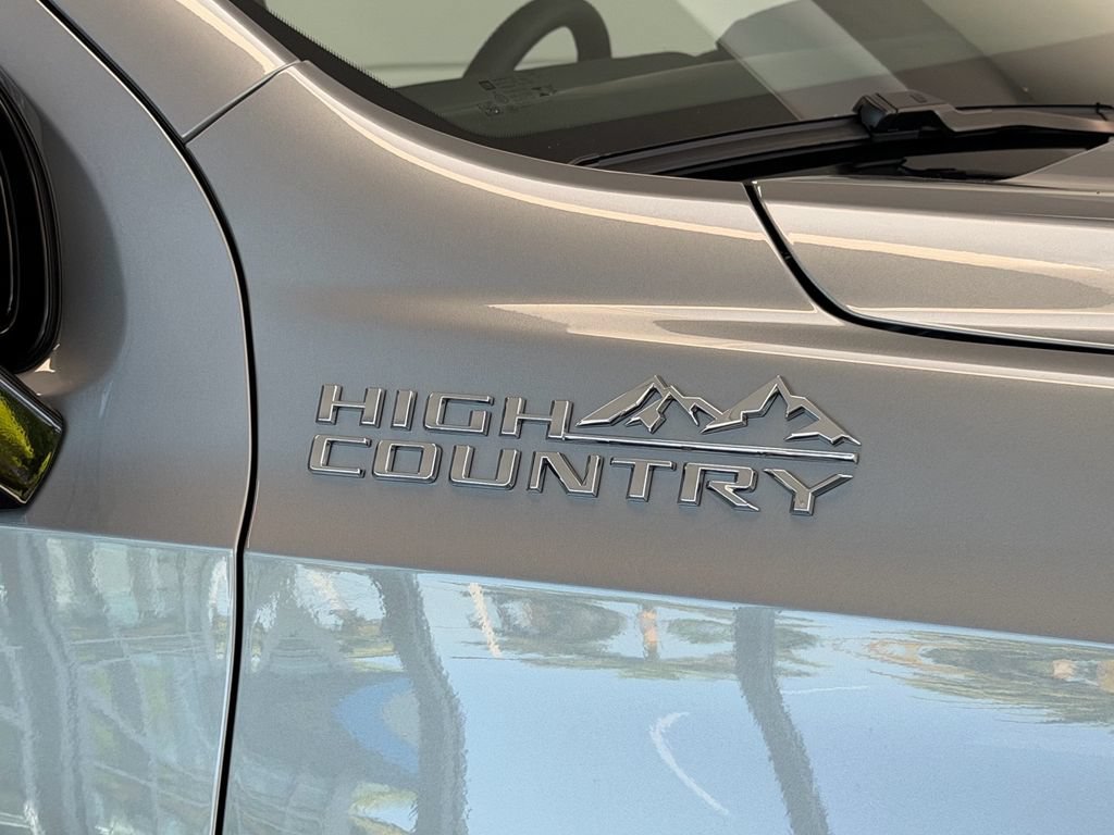 Certified 2026 Chevrolet Suburban High Country w/ Sun And Tow Package RWD image 11