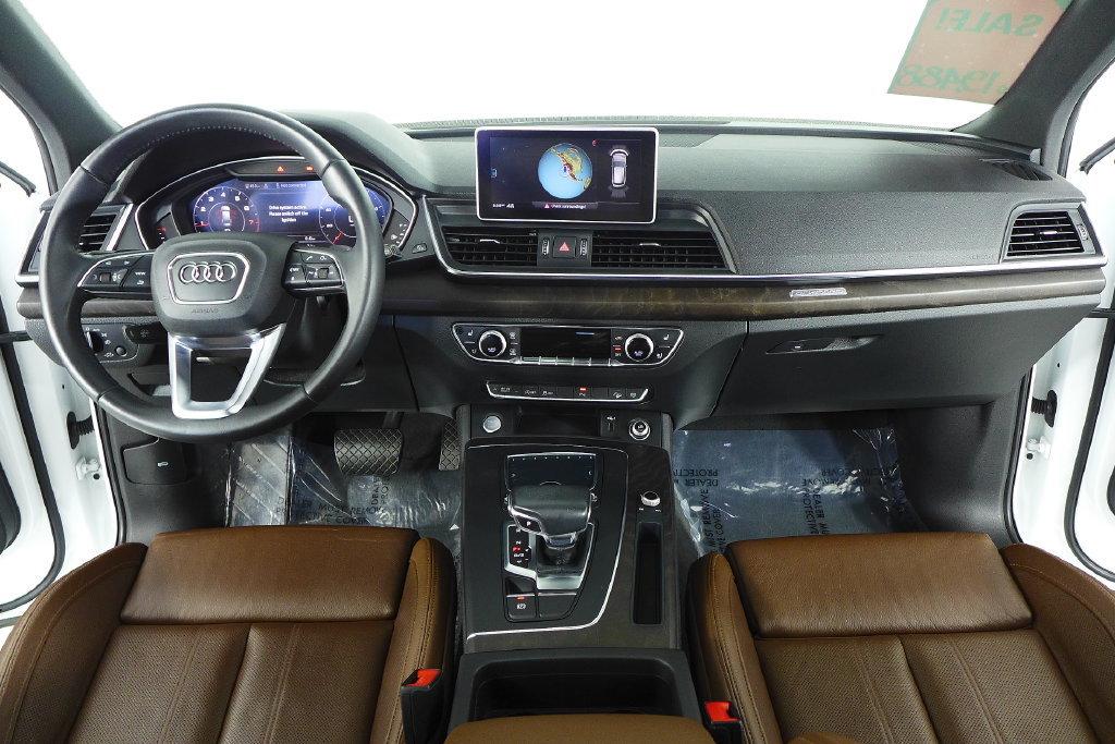 Used 2019 Audi Q5 2.0T Premium Plus w/ Premium Plus Package AWD/4WD image 25