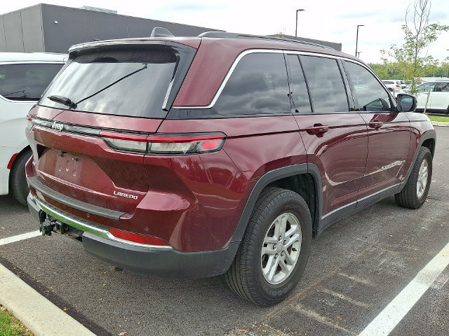 Used 2025 Jeep Grand Cherokee Laredo w/ Luxury Tech Group I AWD/4WD image 6