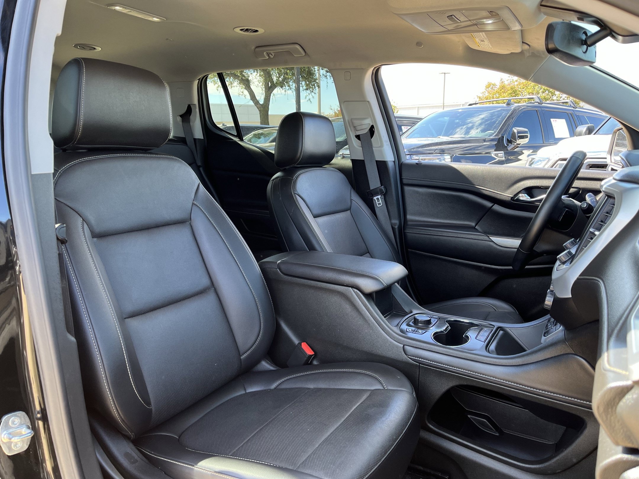 Used 2023 GMC Acadia SLT FWD image 25