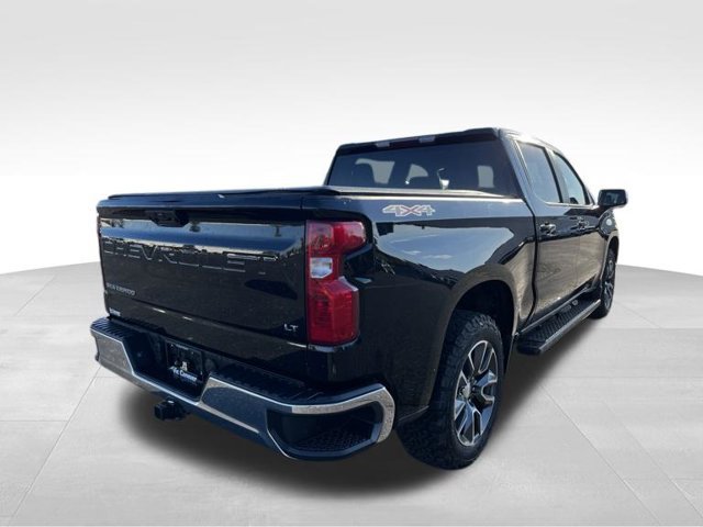 Used 2022 Chevrolet Silverado 1500 LT AWD/4WD image 5