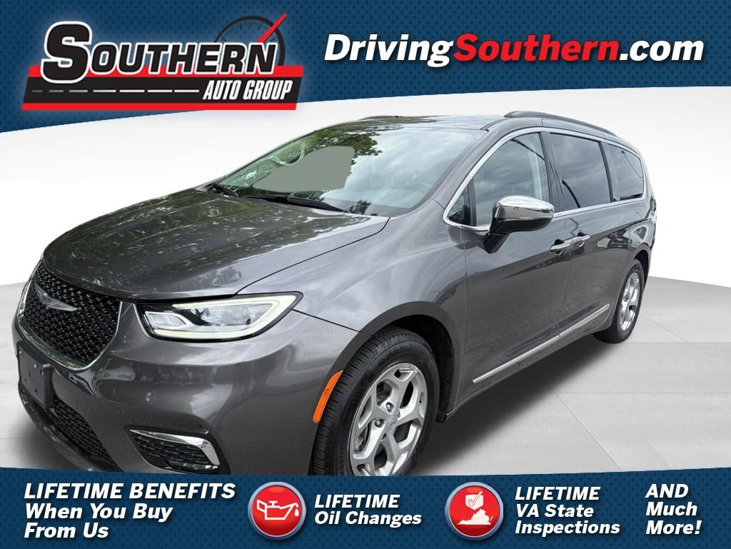 Used 2023 Chrysler Pacifica Limited FWD image 1