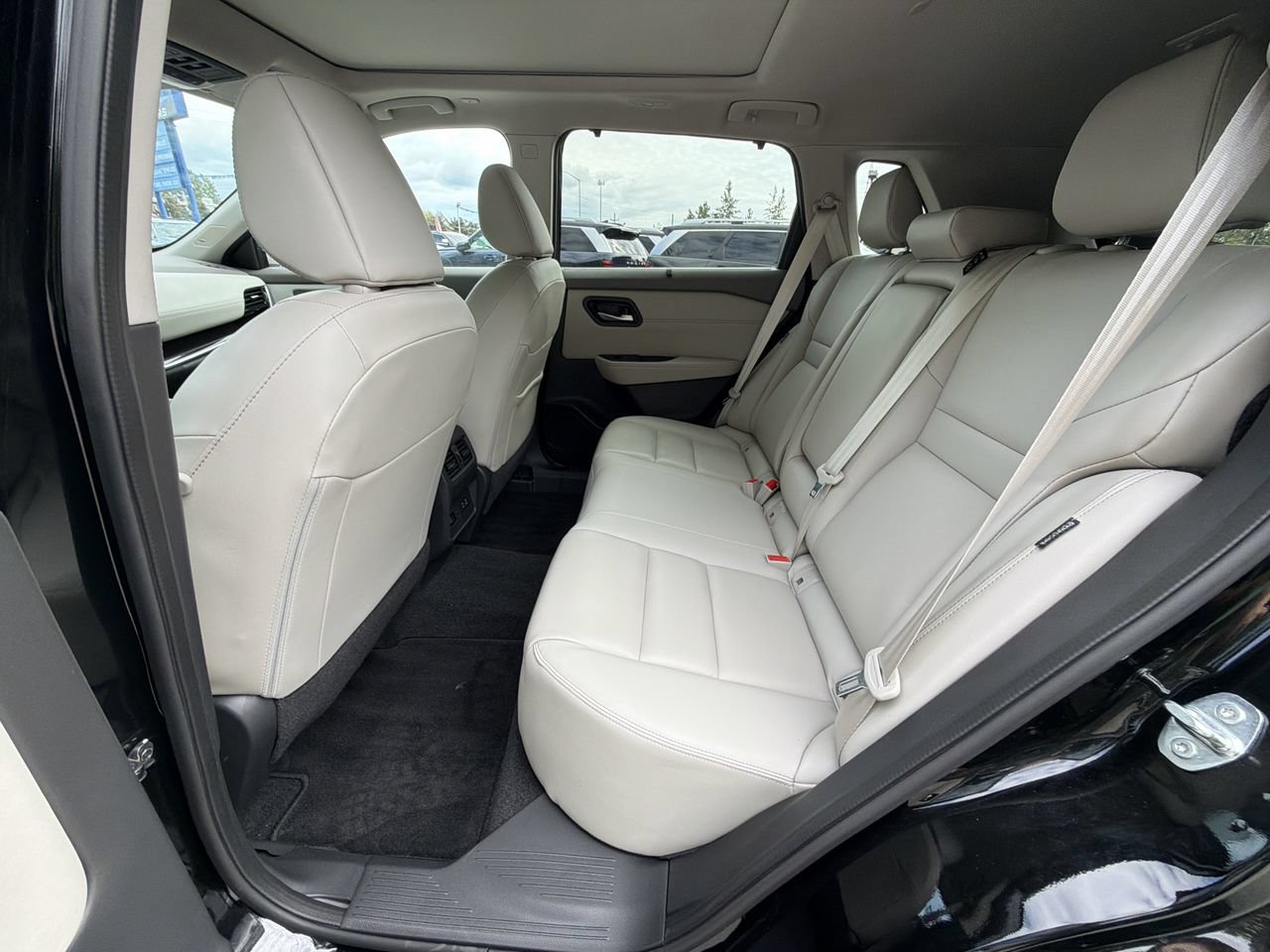 Used 2023 Nissan Rogue SL w/ SL Premium Package AWD/4WD image 22