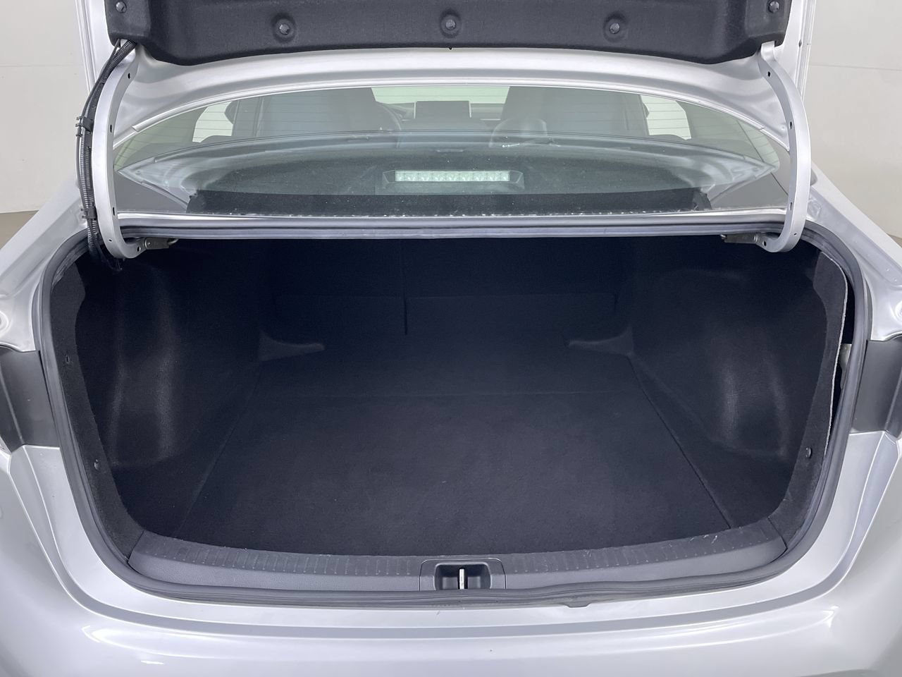 Used 2020 Toyota Corolla LE FWD image 20