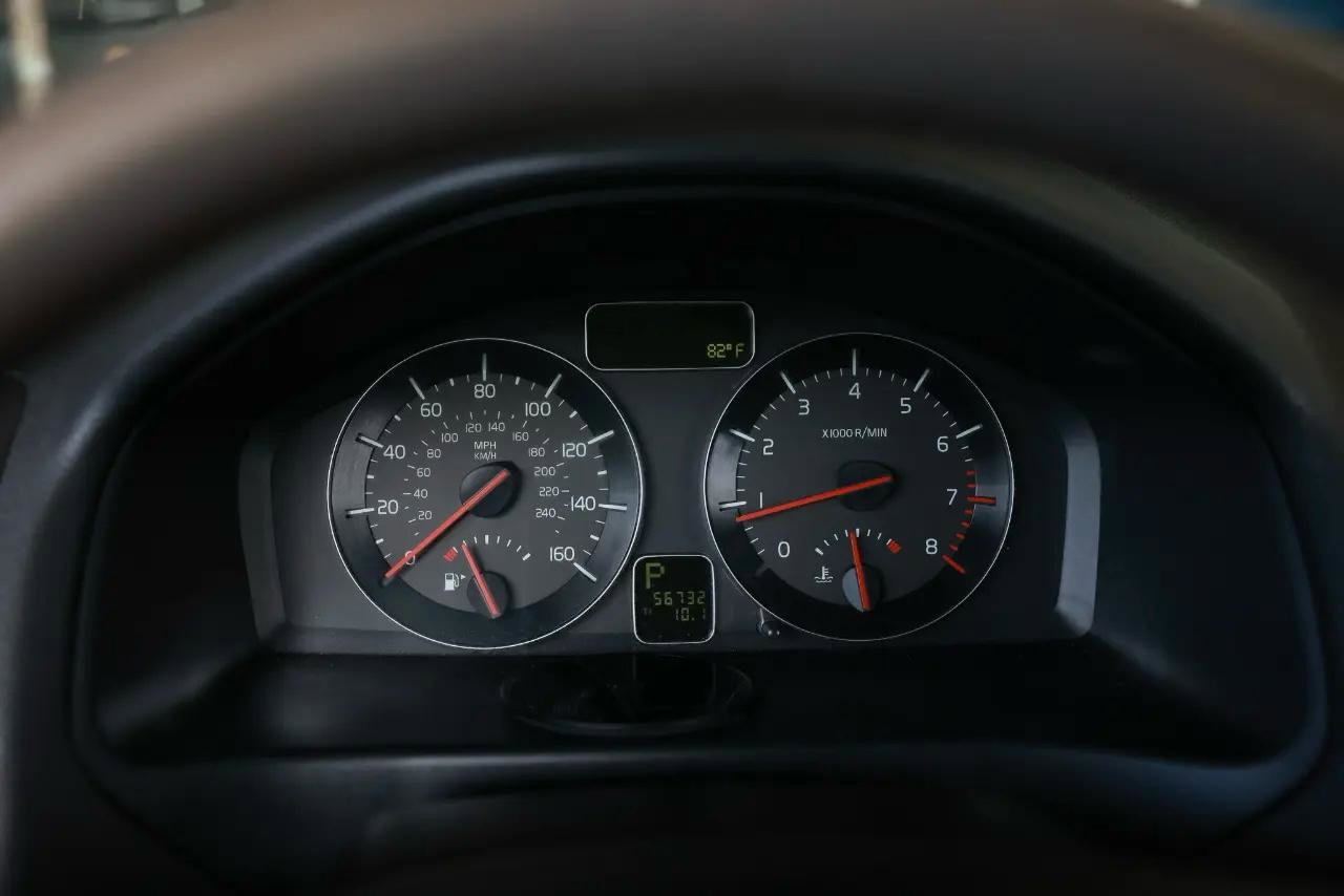 Used 2008 Volvo C70 T5 FWD image 30