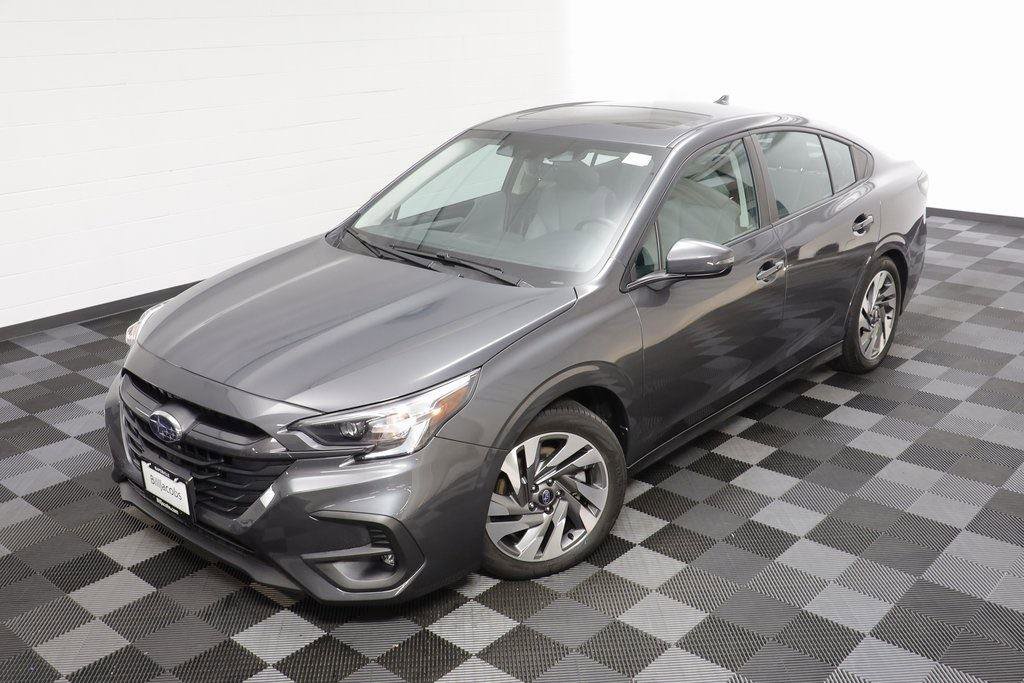 Used 2023 Subaru Legacy Limited image 2