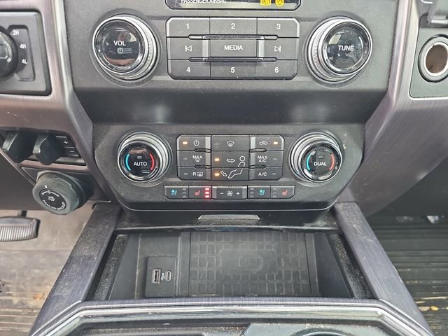 Used 2020 Ford F350 Limited w/ FX4 Off-Road Package image 22