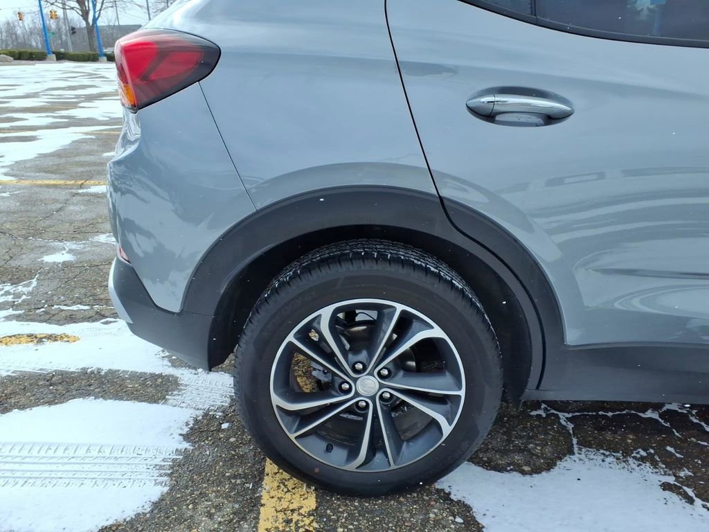 Used 2023 Buick Encore GX Select image 25