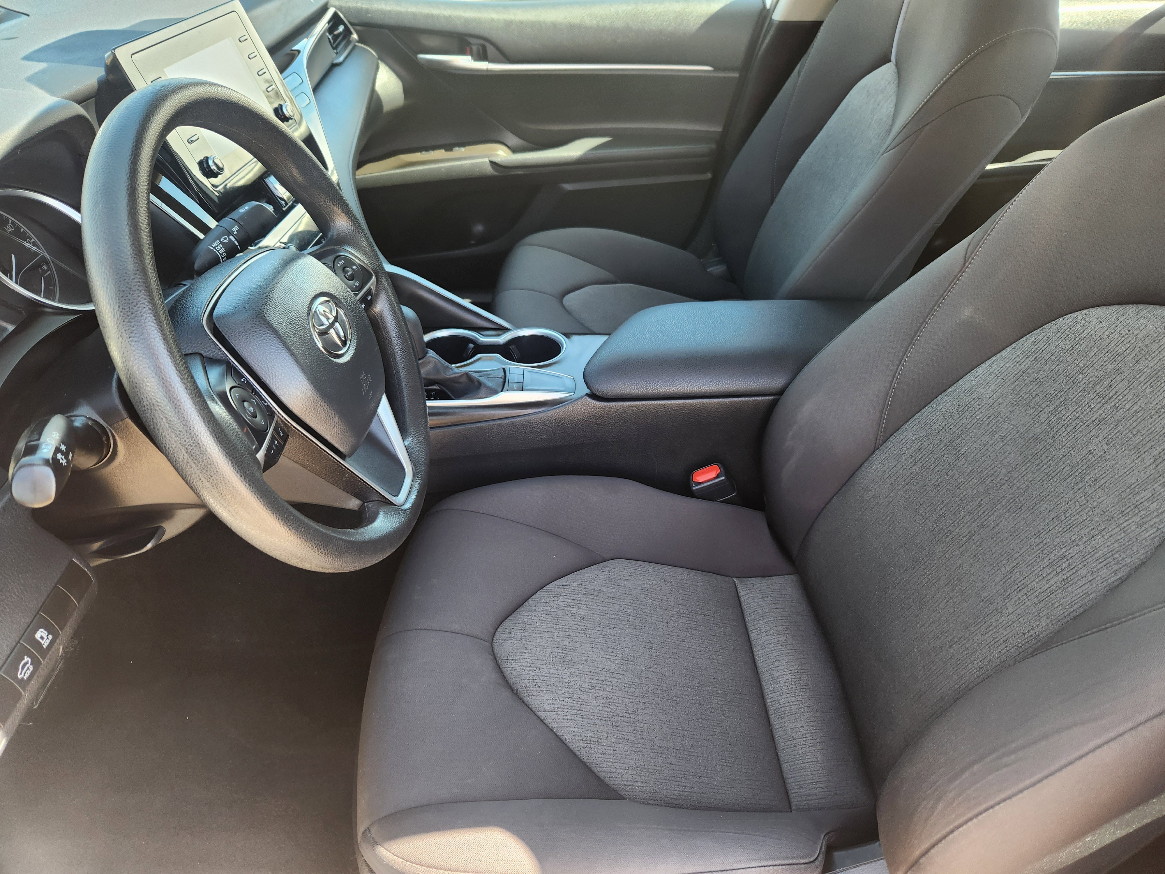 Used 2024 Toyota Camry LE FWD image 9