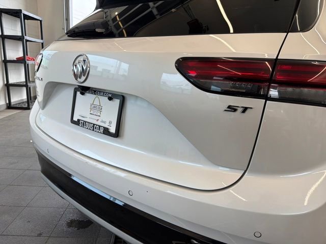 Used 2023 Buick Envision Preferred image 46