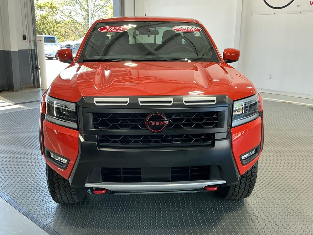 Used 2025 Nissan Frontier PRO-4X AWD/4WD image 18