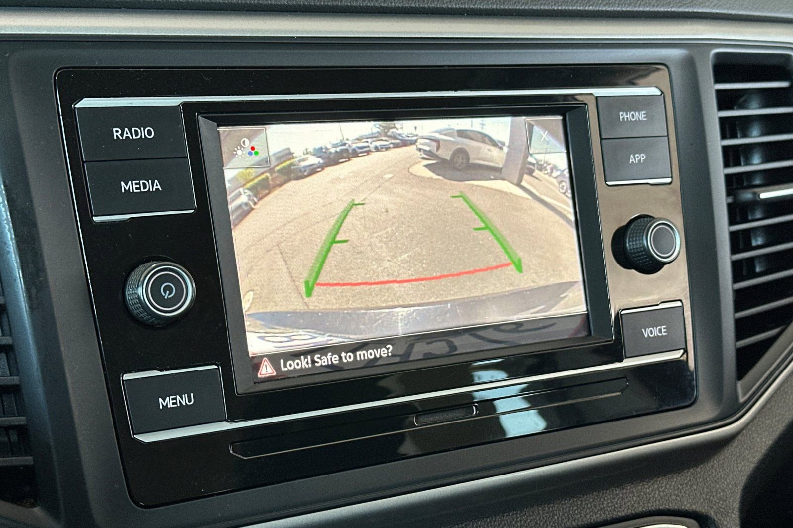 Used 2021 Volkswagen Atlas S image 17