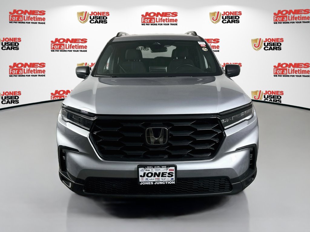 Used 2023 Honda Pilot Sport image 10