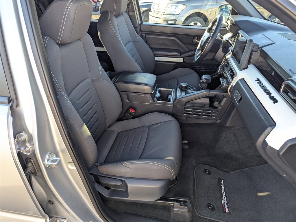 Used 2024 Toyota Tacoma TRD Sport image 34