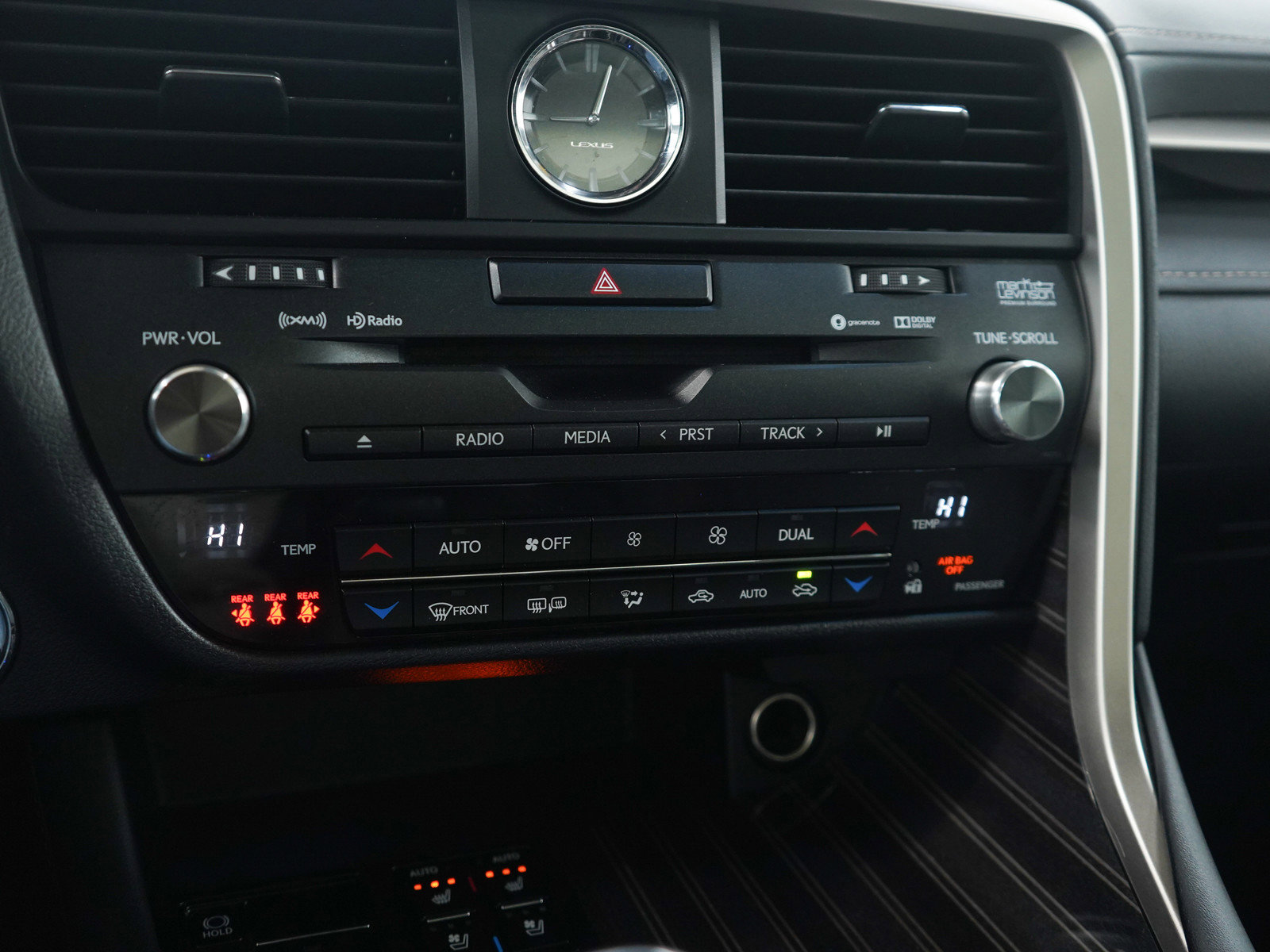 Used 2019 Lexus RX 450h AWD w/ Luxury Package image 25