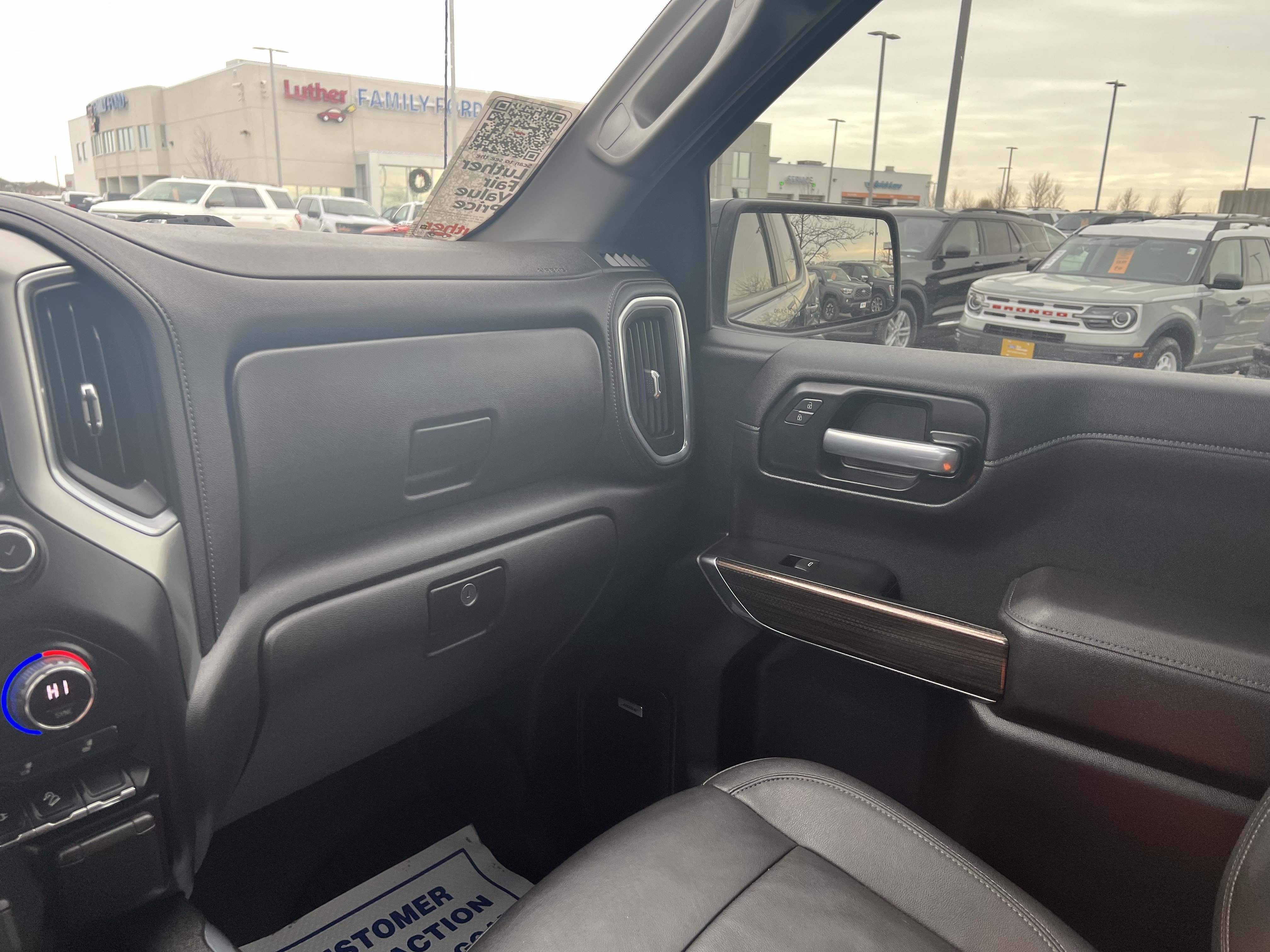 Used 2021 Chevrolet Silverado 1500 LT Trail Boss w/ Convenience Package II image 11