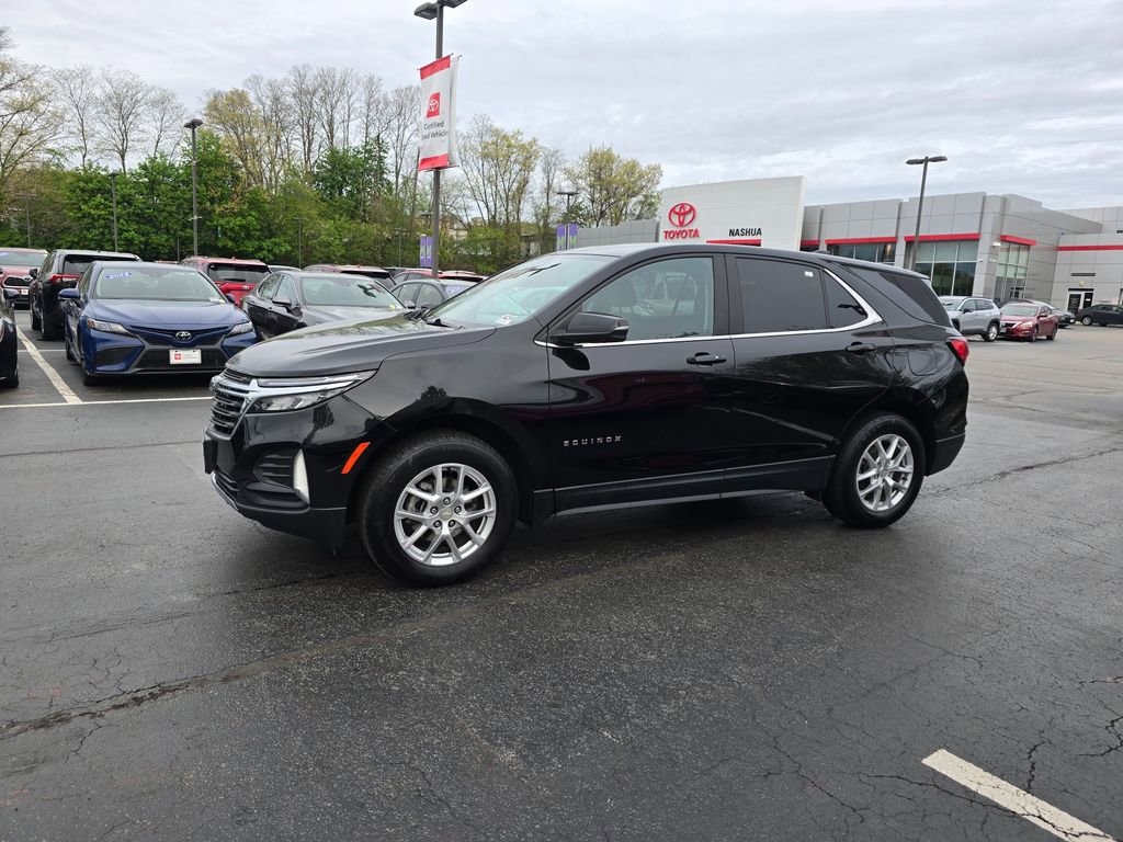 Used 2022 Chevrolet Equinox LT AWD/4WD image 3