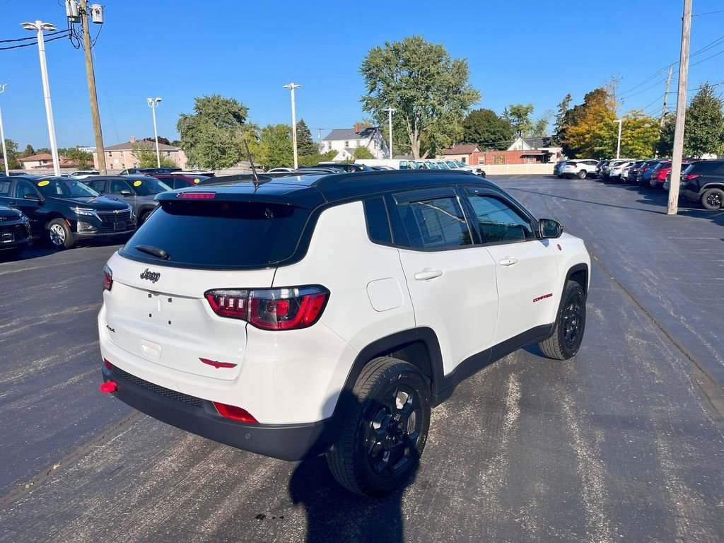 Used 2024 Jeep Compass Trailhawk w/ Trailhawk Convenience Group image 8