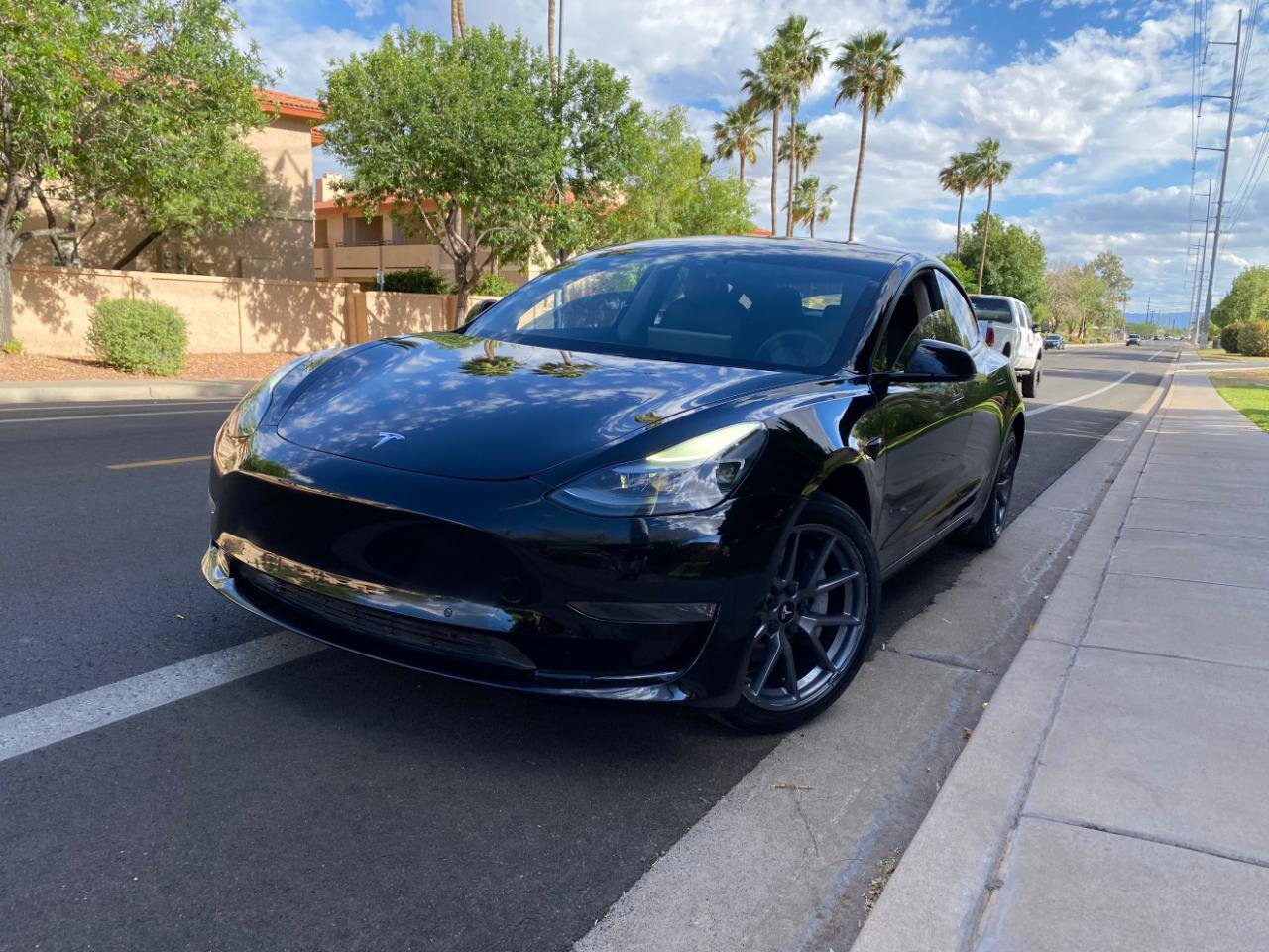 Used 2022 Tesla Model 3 Long Range image 2
