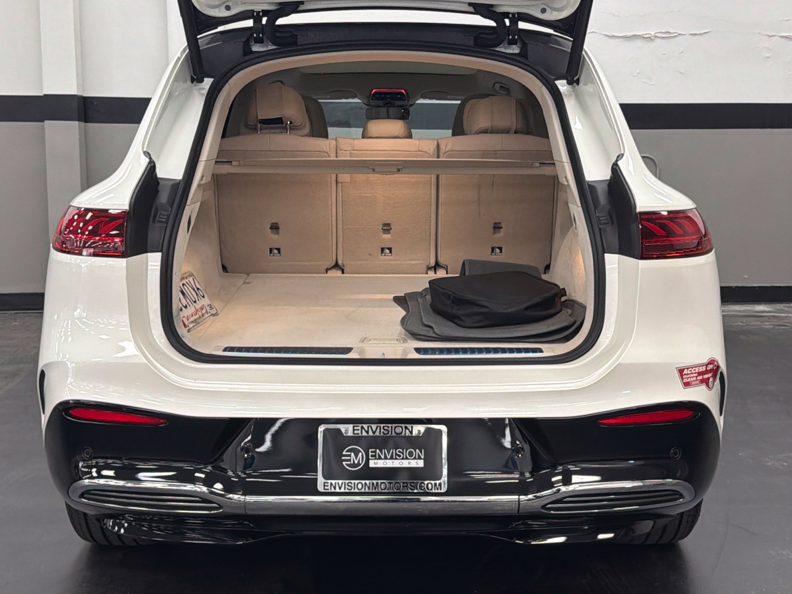 Certified 2023 Mercedes-Benz EQS 580 4MATIC SUV image 16