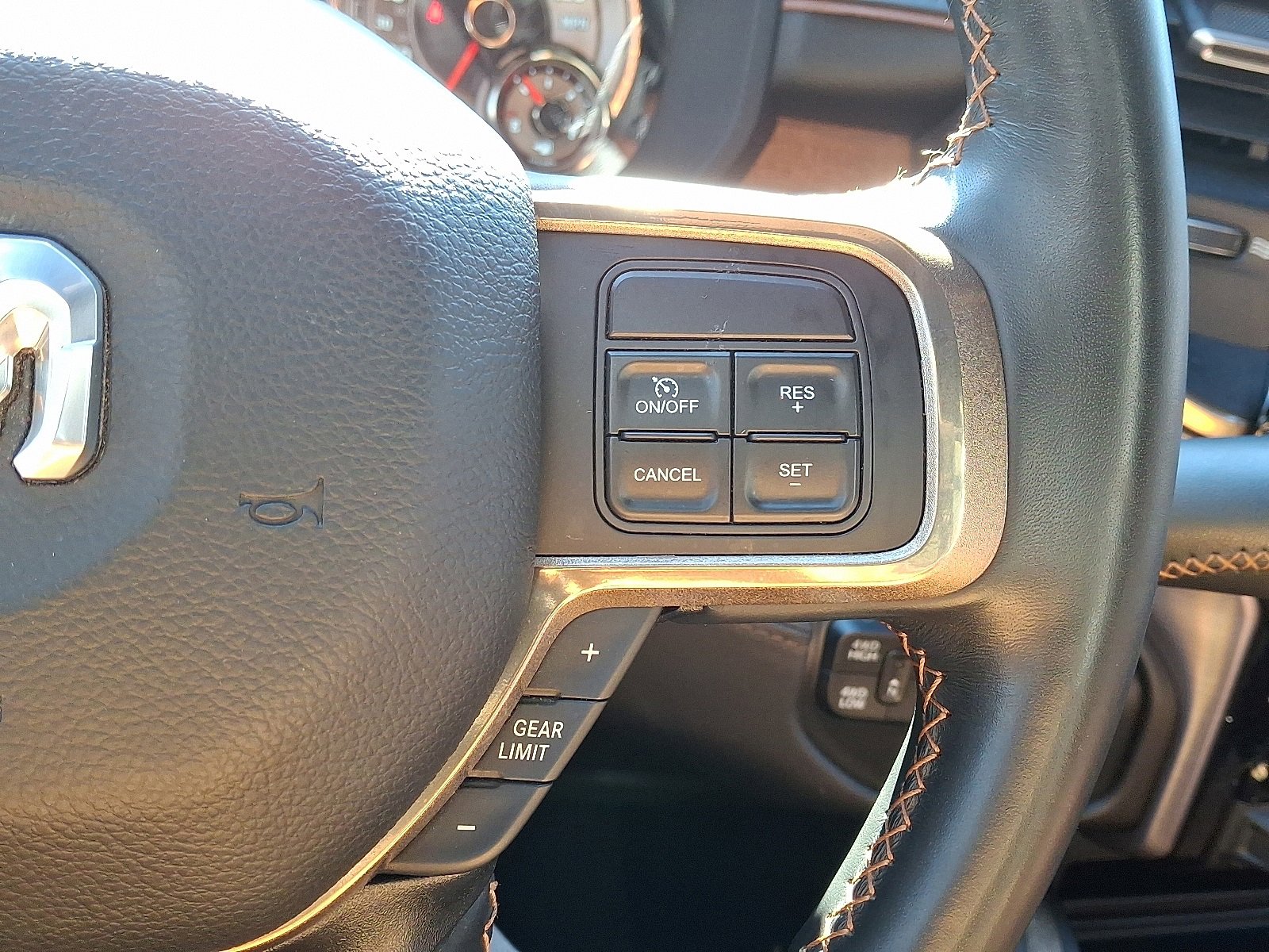 Used 2022 RAM 3500 Limited image 23