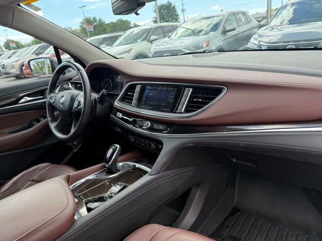 Used 2021 Buick Enclave Avenir w/ Avenir Technology Package image 12