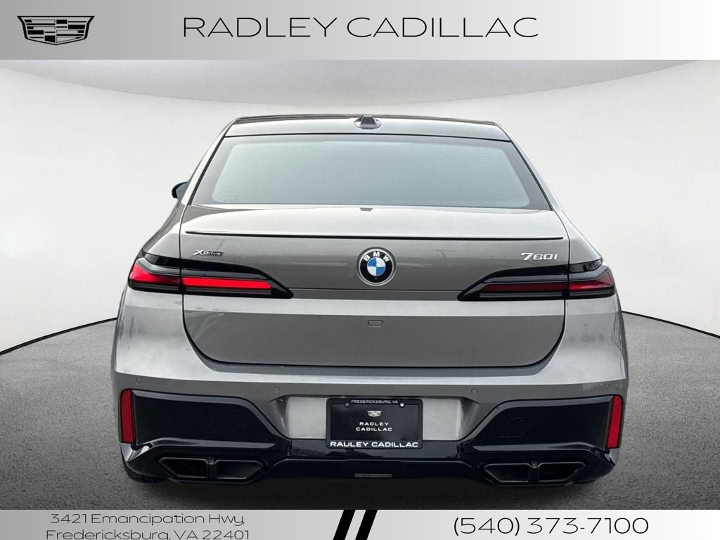 Used 2024 BMW 760i xDrive w/ Executive Package image 21