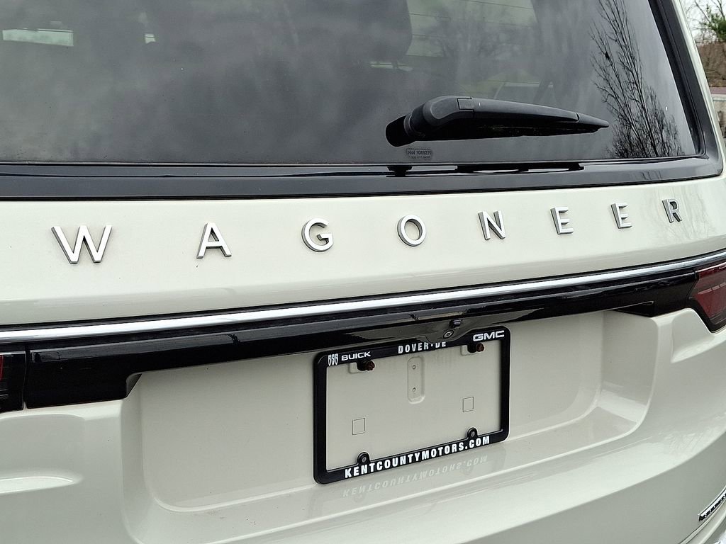Used 2022 Jeep Wagoneer Series II image 31