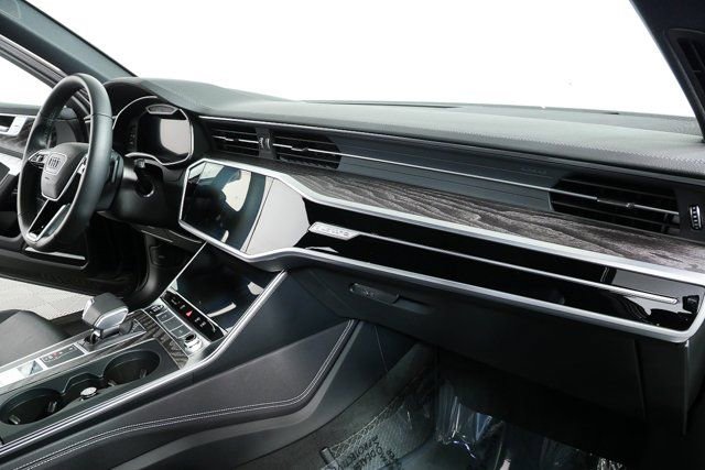 Used 2025 Audi A6 Premium Plus w/ Driver Assistance Package image 25