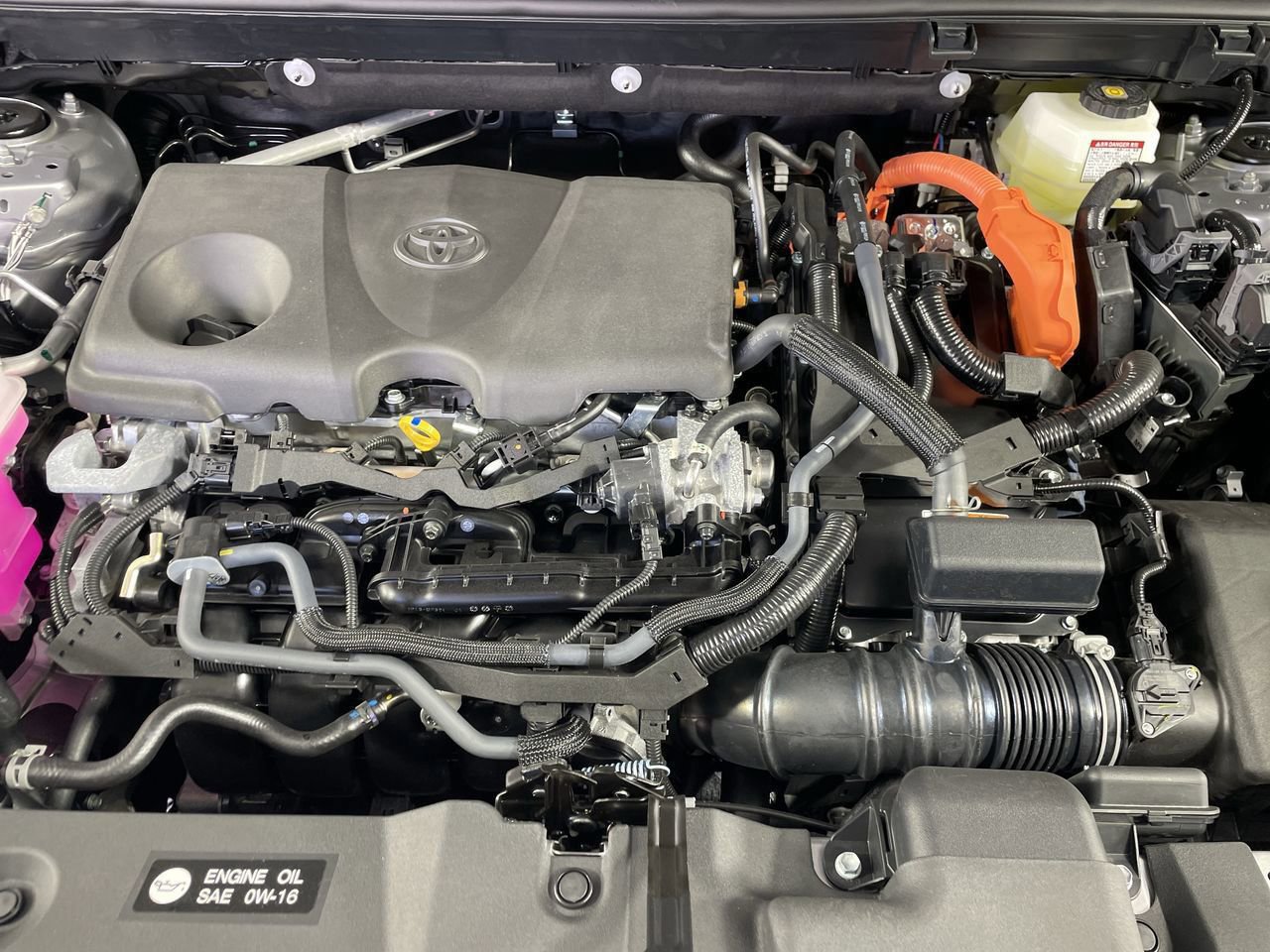 New 2025 Toyota RAV4 LE image 10