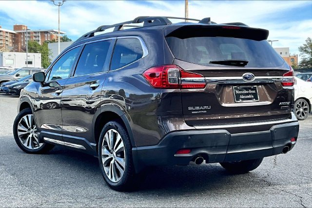 Used 2019 Subaru Ascent Touring w/ Popular Package #2 AWD/4WD image 10