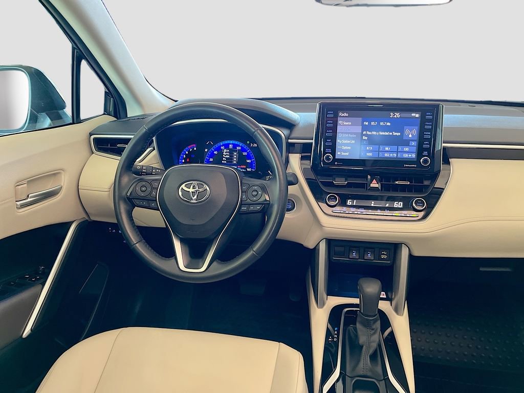 Used 2022 Toyota Corolla Cross XLE w/ Convenience Package FWD image 23