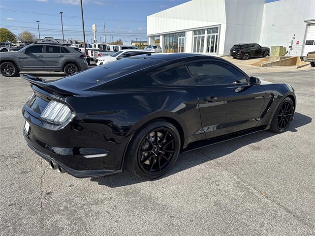 Used 2019 Ford Mustang Shelby GT350 w/ Technology Package image 5
