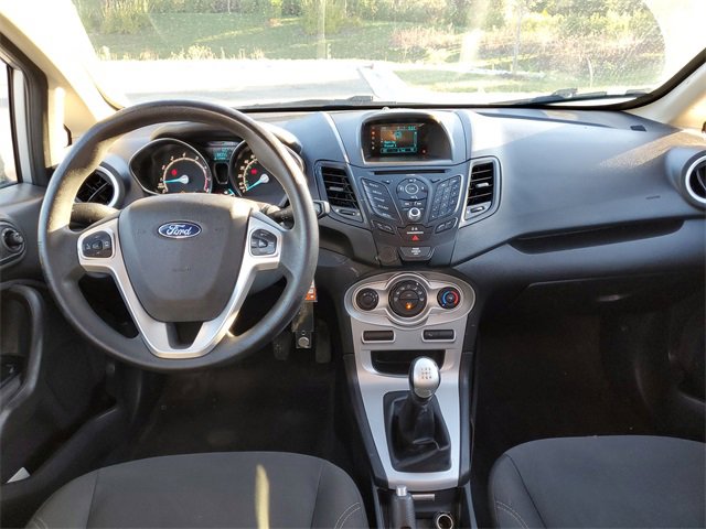 Used 2017 Ford Fiesta SE image 26