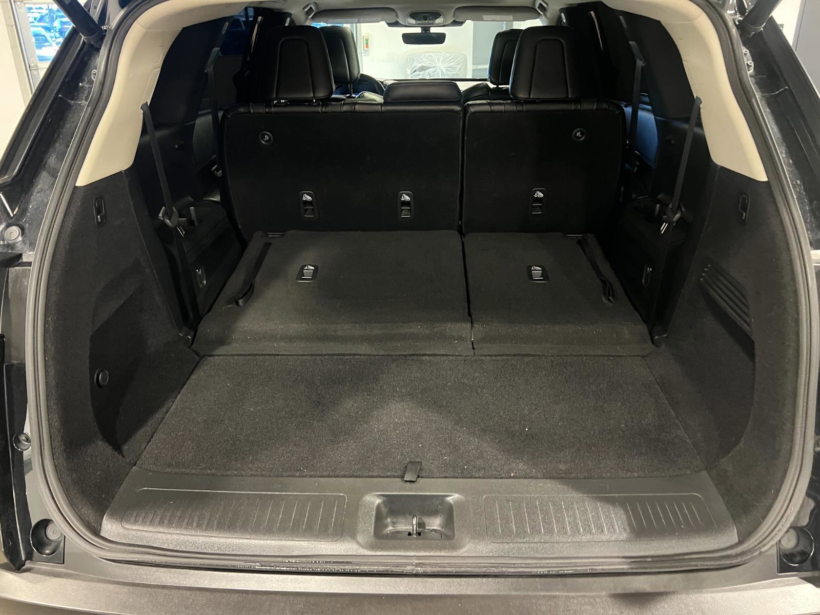 Used 2024 INFINITI QX60 Luxe image 34