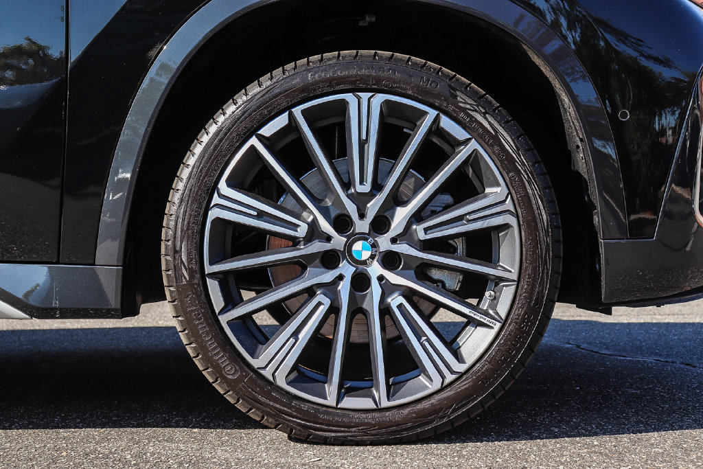 Used 2026 BMW X1 xDrive28i w/ Convenience Package AWD/4WD image 9