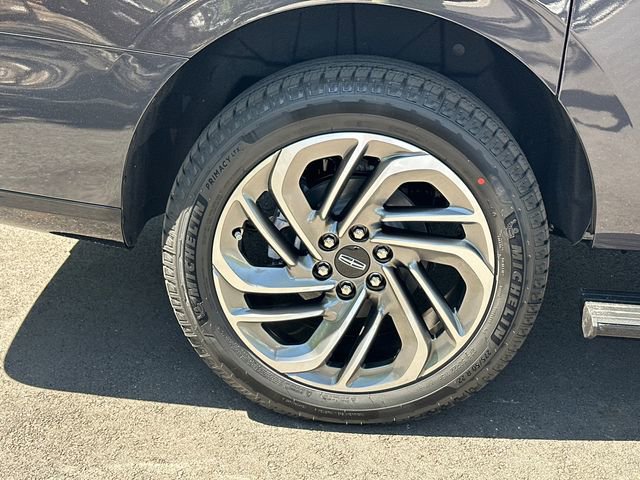 New 2026 Lincoln Navigator L Reserve AWD/4WD image 21