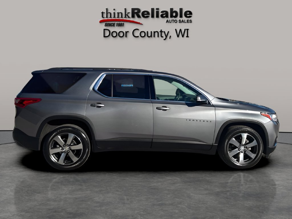Used 2020 Chevrolet Traverse LT w/ LT Premium Package AWD/4WD image 6