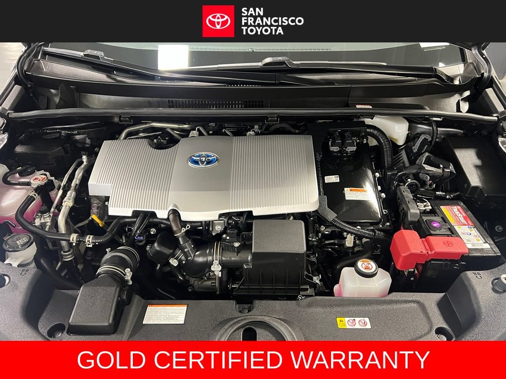 Certified 2022 Toyota Prius LE FWD image 36