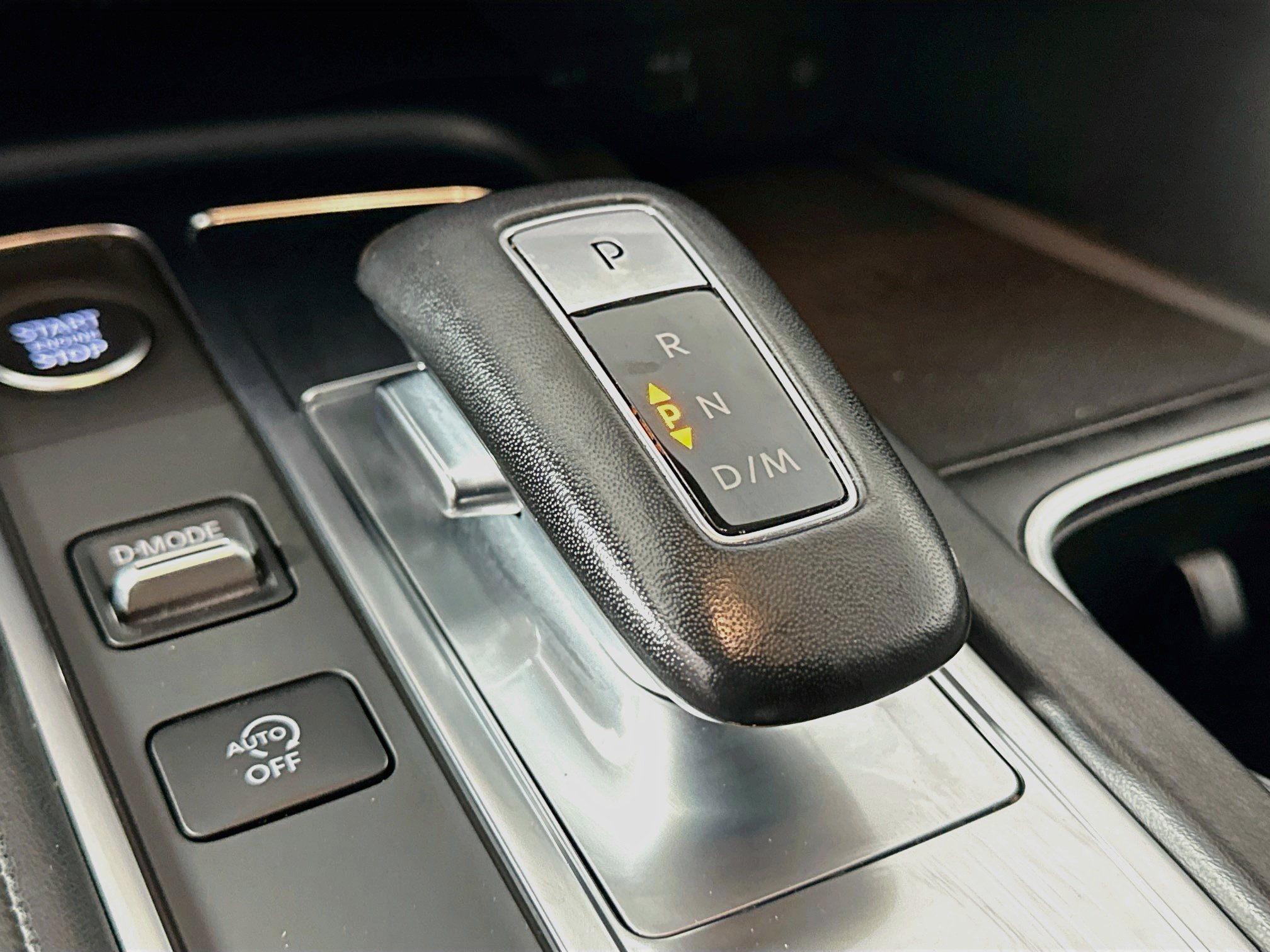 Used 2023 INFINITI QX60 Luxe w/ Performance Audio Package FWD image 25