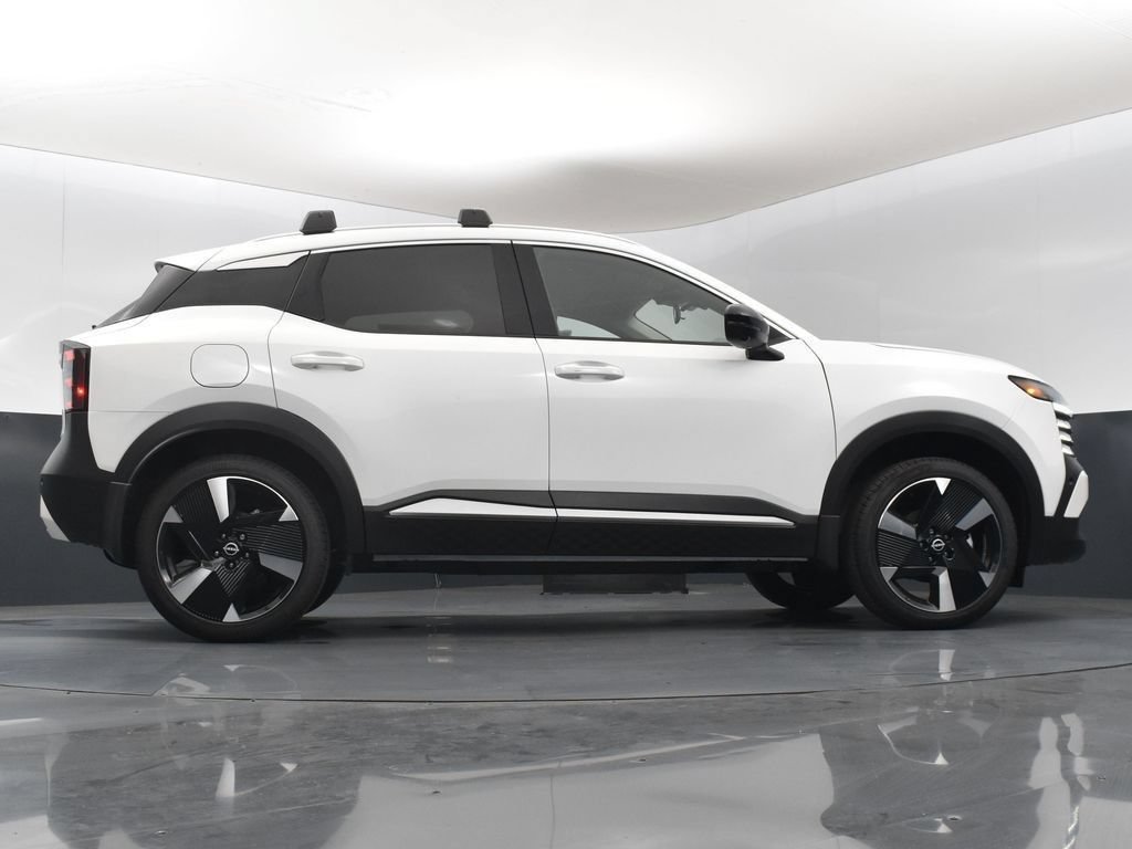 New 2026 Nissan Kicks SR w/ Cold Weather Package AWD/4WD image 42