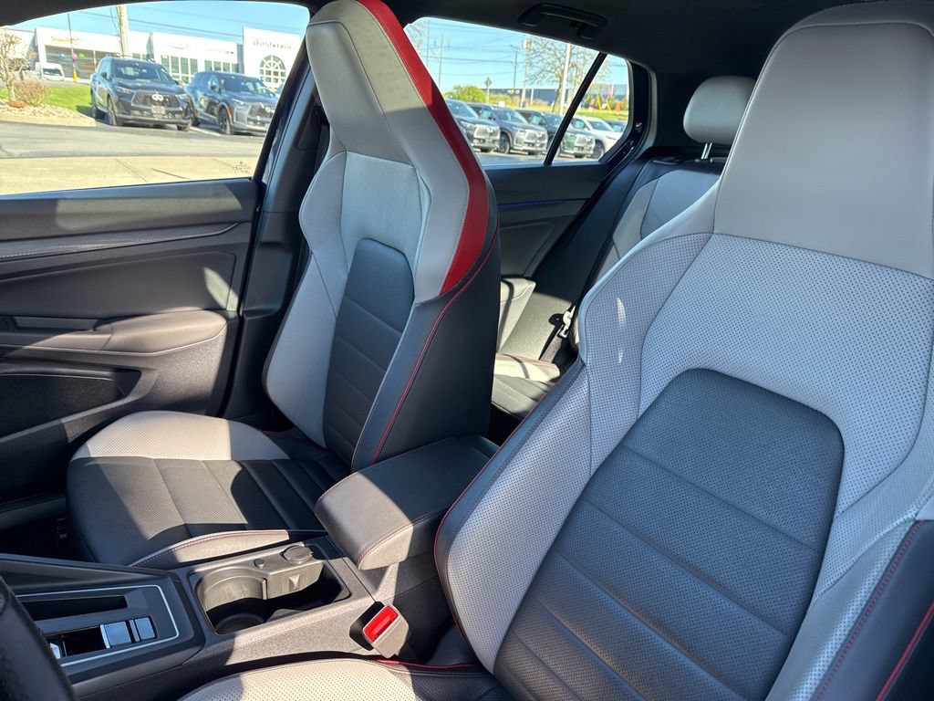 Used 2022 Volkswagen GTI Autobahn FWD image 27