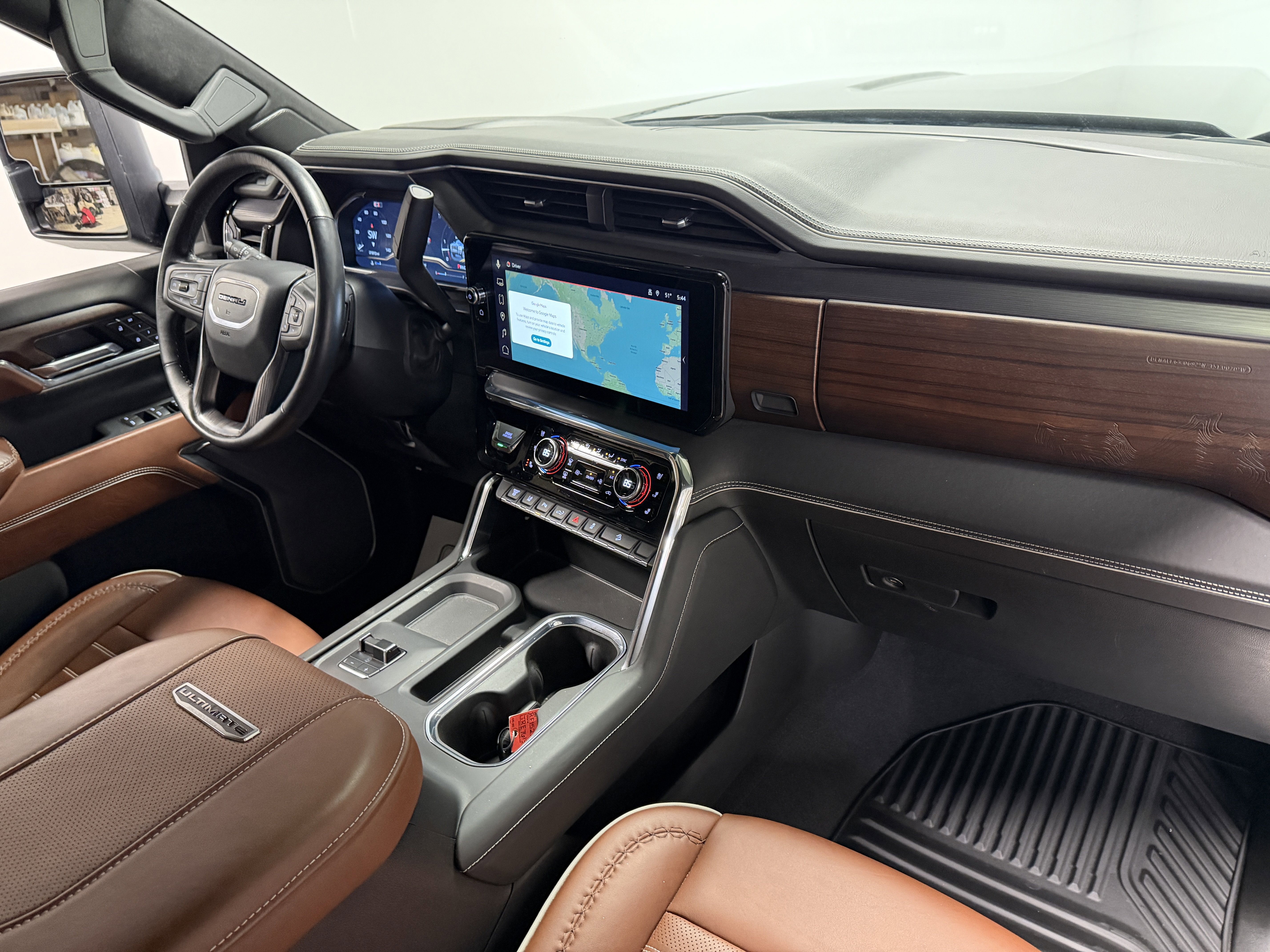 Used 2024 GMC Sierra 2500 Denali Ultimate image 23